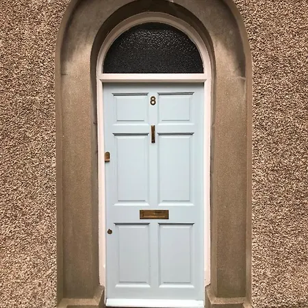 2 Bed Period Cottage Sleeps 4 In Central Crickhowell Exterior photo