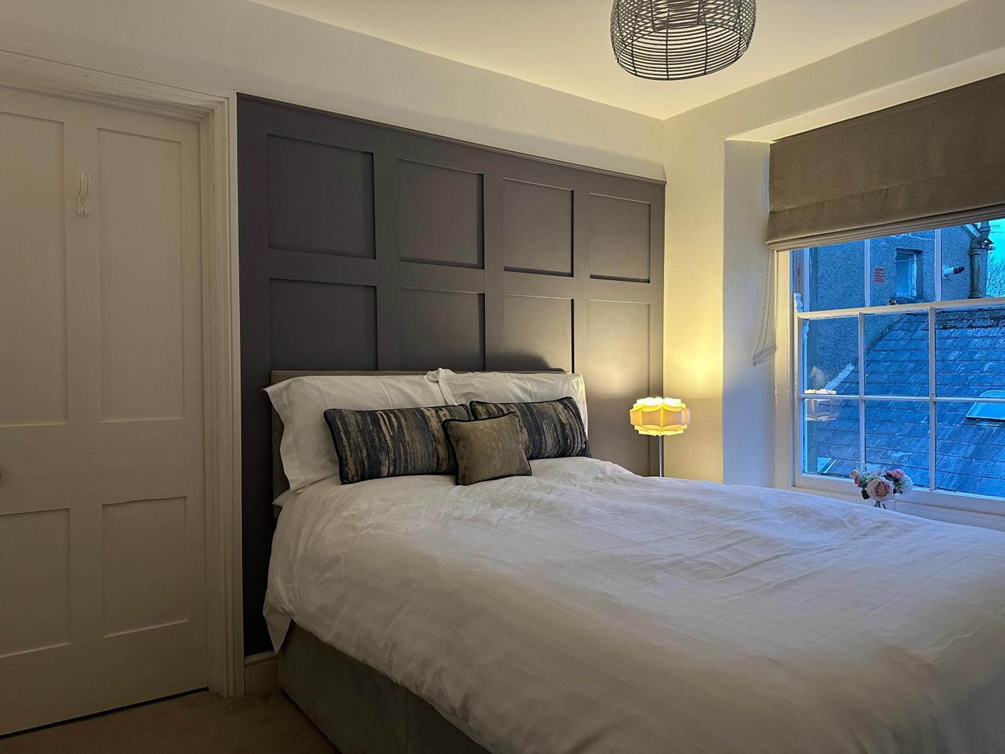 2 Bed Period Sleeps 4 In * Crickhowell